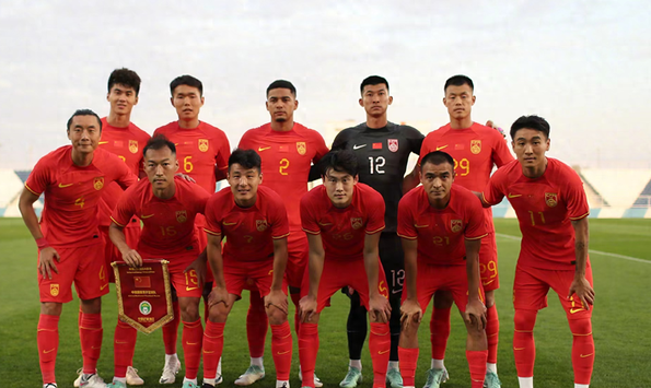 中国足球国家队战术调整，备战亚洲杯