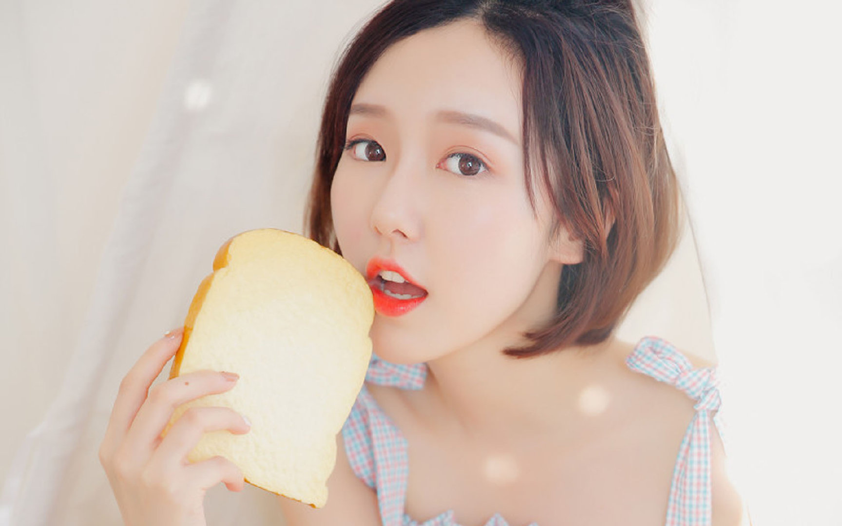 KAIYUN 中国大陆-_百变轮滑巡游：街头潮流的炫技表演_，轮滑炫酷视频