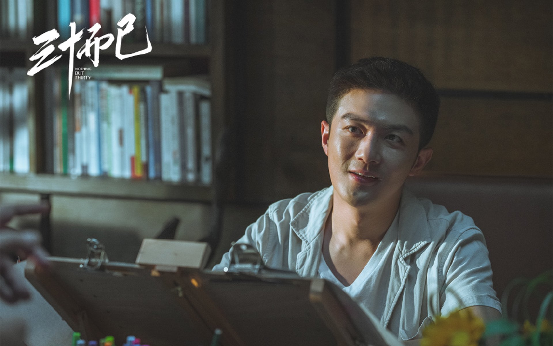 快攻反击节奏快，防守布局冷静，快攻防守人犯规