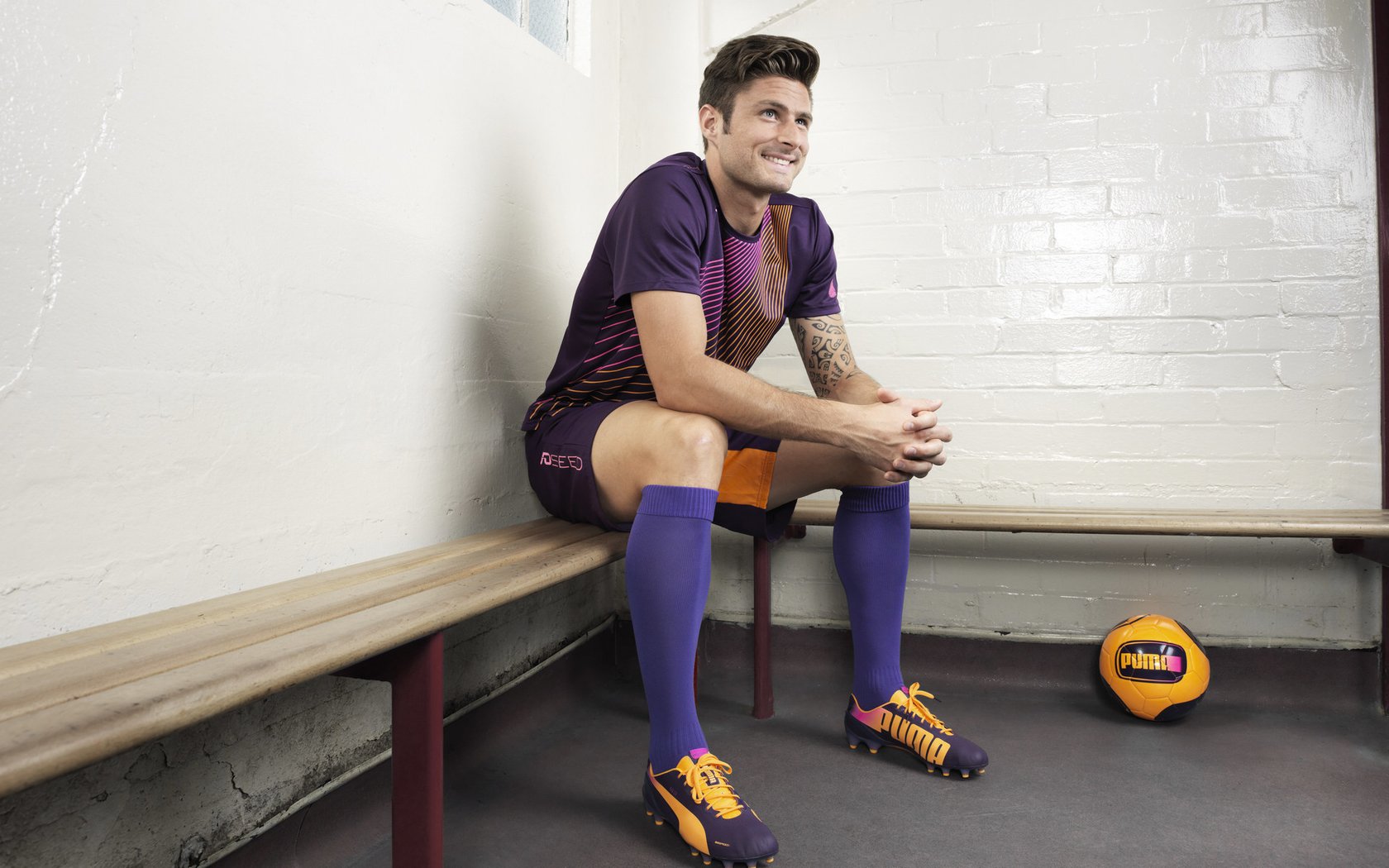 象棋国手走进宝安区孝德学校，与中小学象棋爱好者进行指导棋对弈